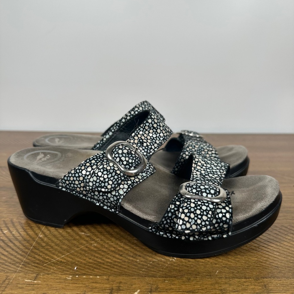 Dansko Sandals Womens 38 Black Silver Sophie Stingray Slide Wedge Buckle Comfort